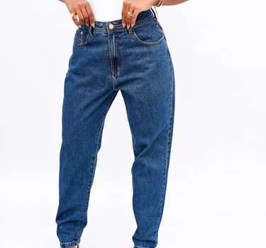 Calça Mom Jeans Escuro - Alcance Jeans